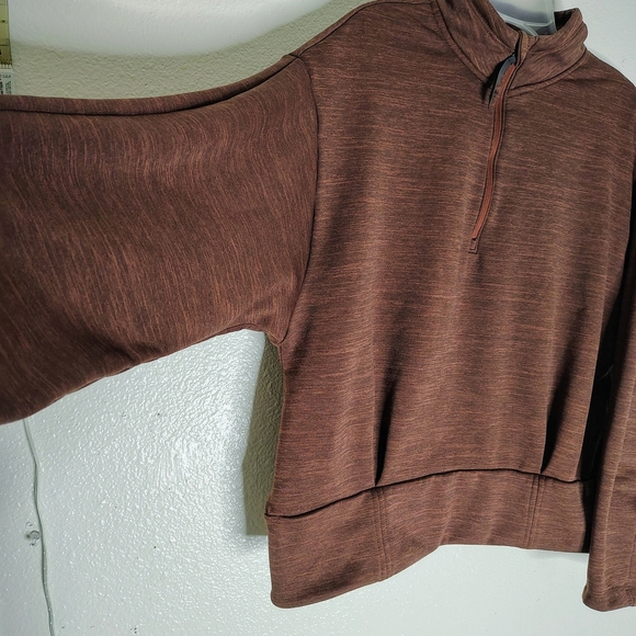 Athleta Women's Brick 1/4 Zip Cowl Neck Pullover Cropped Sweater Sz L One Pocket - Picture 4 of 16